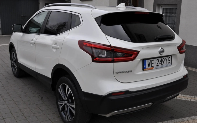 Nissan Qashqai cena 83500 przebieg: 82630, rok produkcji 2019 z Działoszyn małe 326